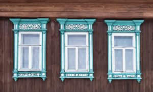Alte Holzfenster bewahren und renovieren – Erhalt historischer Architekturelemente